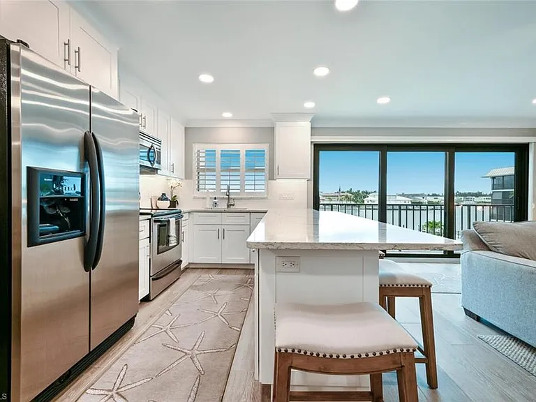 3200 Gulf Shore Blvd N #308 — Photo 10