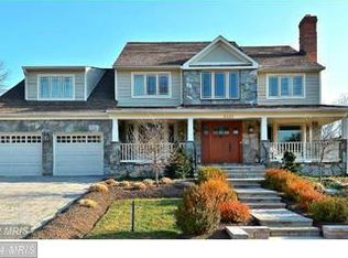 2111 Robin Way Ct, Vienna, VA 22182