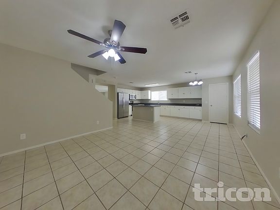 3rd image of 11823 W Windrose Ave