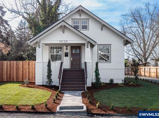221 S Church St, Silverton, OR 97381