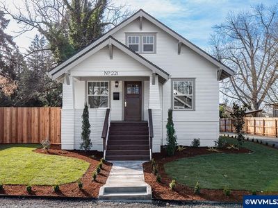 221 S Church St, Silverton, OR, 97381