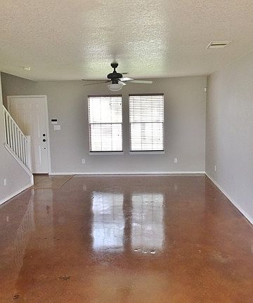 4th image of 6402 Kestrel Ln