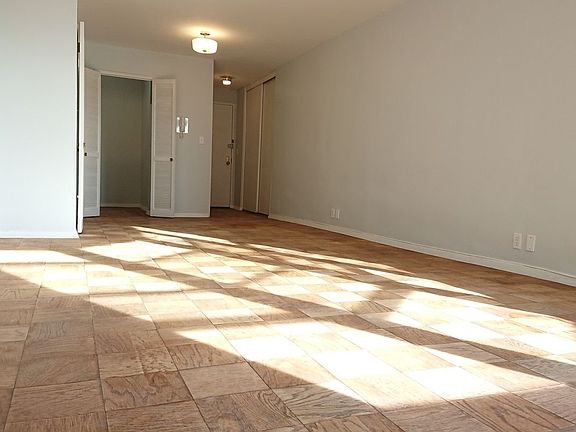5th image of 7025 Yellowstone Blvd APT 10K