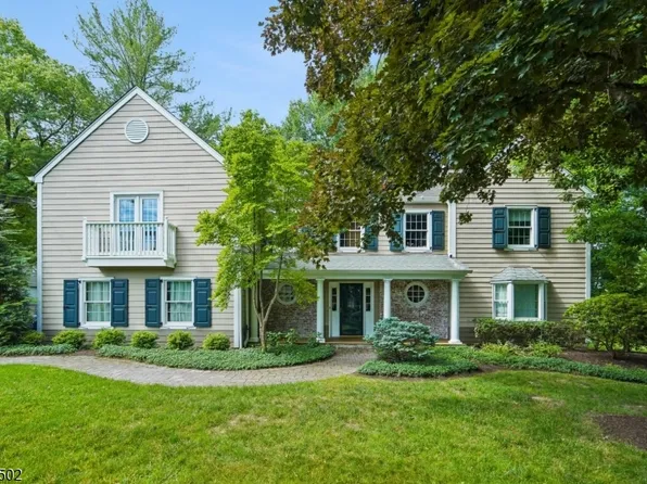 24 Canoe Brook Rd, Millburn Twp., NJ 07078