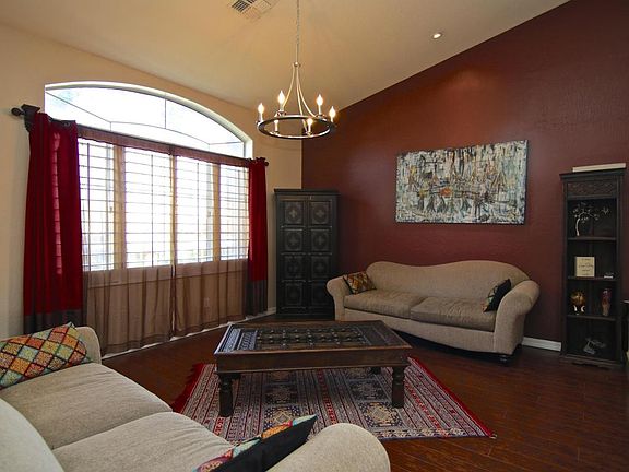 3rd image of 3012 W Ironwood Cir