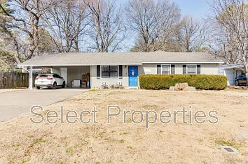1116 W Nettleton Ave Photo 1