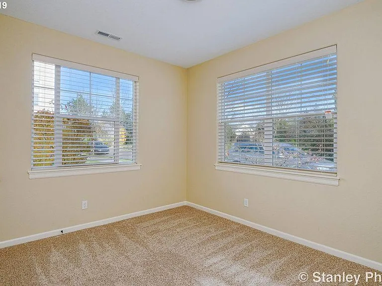 9445 SW 92nd Ave — Photo 11