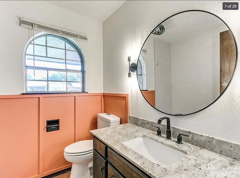 8821 Cedar Lane — Photo 2