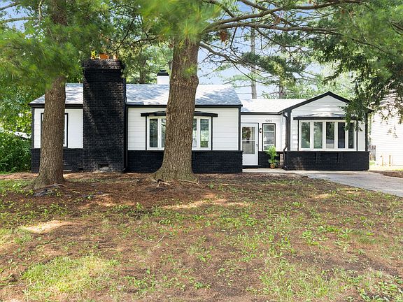 2nd image of 5215 N Pleasant View Dr