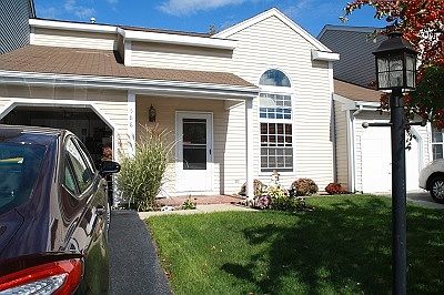 1st image of 588 Nantucket Way