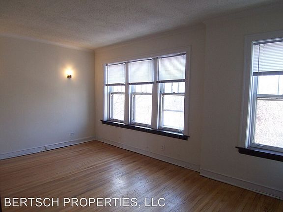 4th image of 4303-4309 N Campbell Ave #3