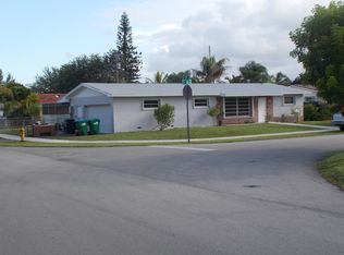 8900 SW 56th Ter, Miami, FL 33173