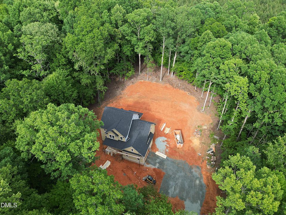 2nd image of 503 Terry Rd