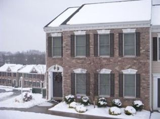 92 Castleview Dr, Mc Kees Rocks, PA 15136