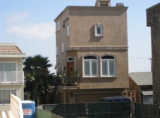 106 Surfside Ave B, Seal Beach, CA 92663