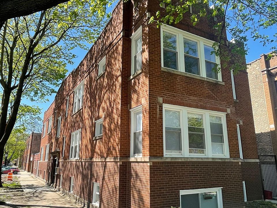 1st image of 2556 N Kilbourn Ave #1S