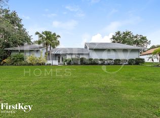 4911 Stonecrest Dr, Lakeland, FL 33813