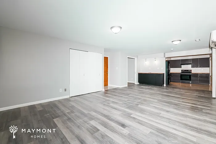 1108 Georgian Dr — Photo 6