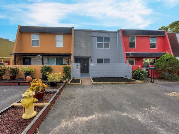 7402 NW 75th St, Tamarac, FL 33321