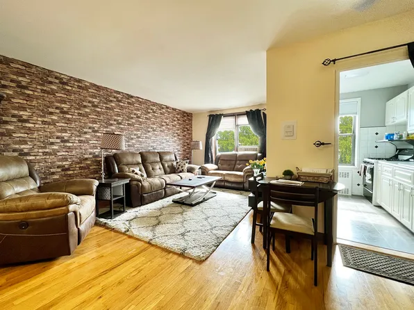 2717 East 28th Street image 1 of 20