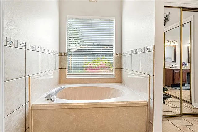 115 Aberdeen Dr — Photo 17