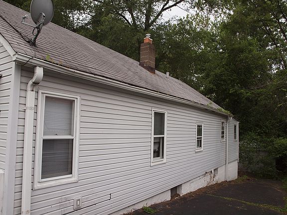 2nd image of 5743 College Ave
