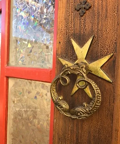 Spectacular 1 Bedroom Casita Near UNM - in Gorgeous, Private Compound — Photo 11