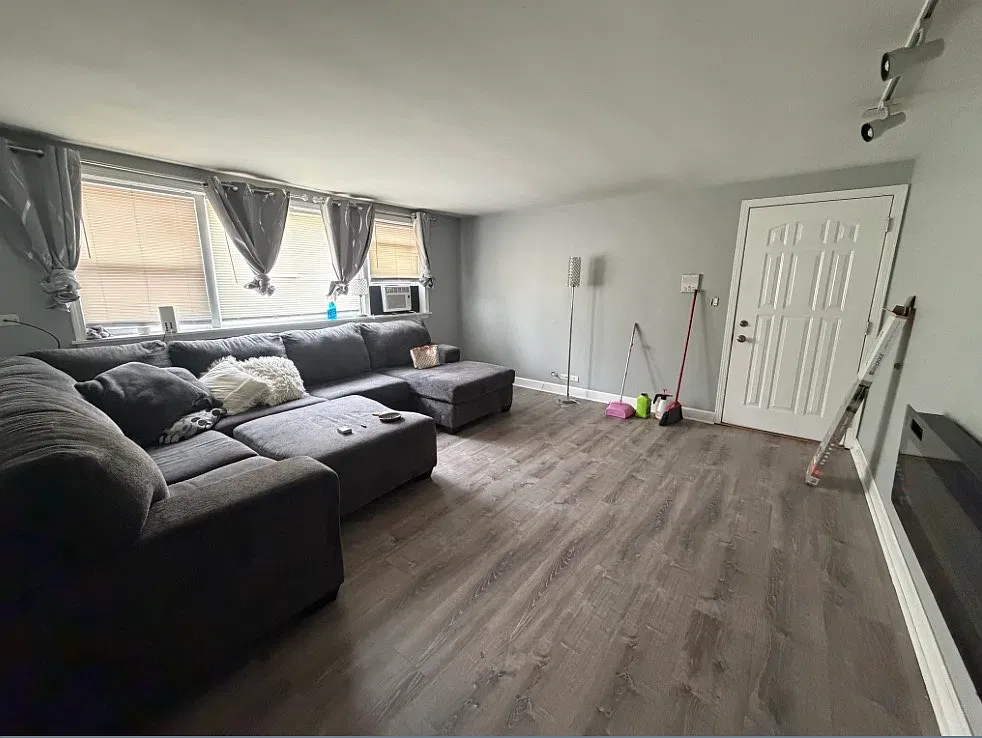1 bed, 700 sqft, $1,500 — Photo 2