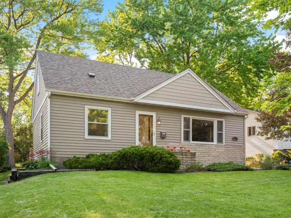 3817 Georgia Ave N, Crystal, MN 55427