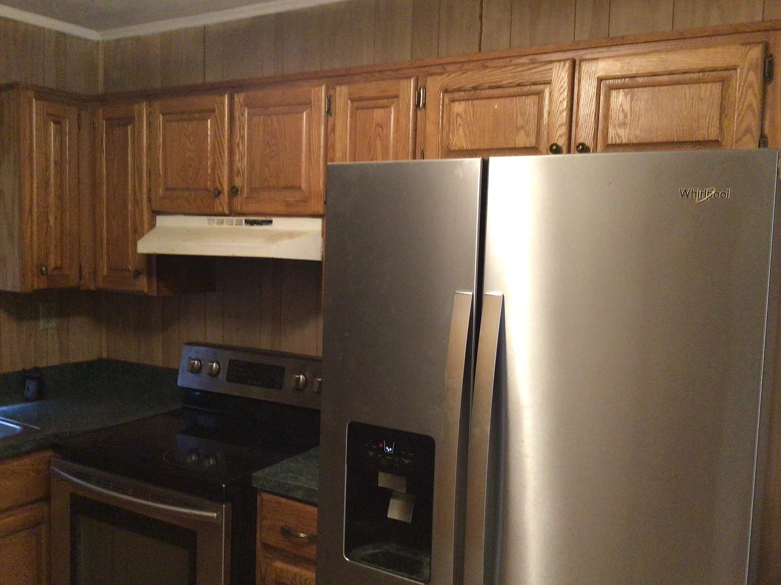 3 bed, 1200 sqft, $1,295 — Photo 2