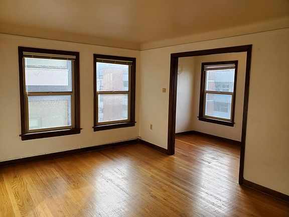 2nd image of 1819 Bellevue Ave APT 307