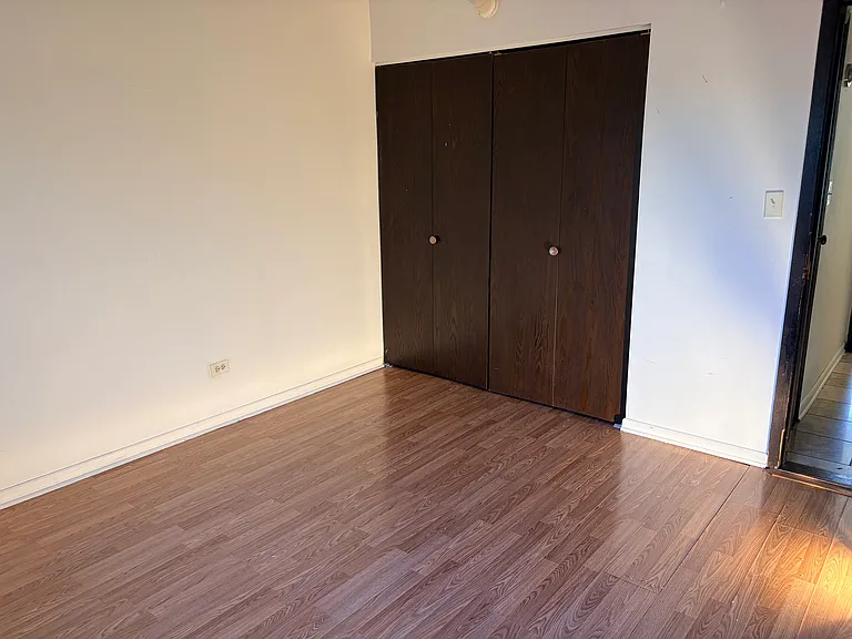 5403 Chateau Dr — Photo 9