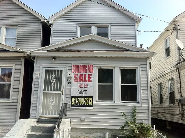 11639 148th St photo 1