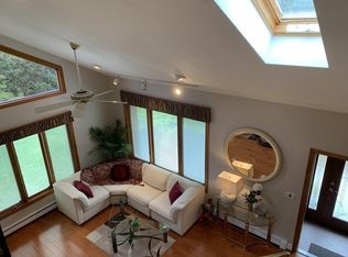 1 Brookridge Cir, Swansea, MA 02777