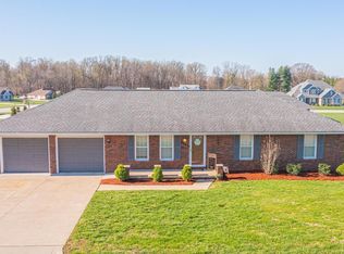 1517 Gregory Ln, Jasper, IN 47546