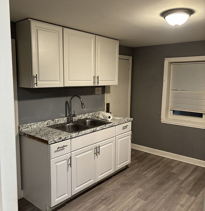 1st image of 72 Park St #1