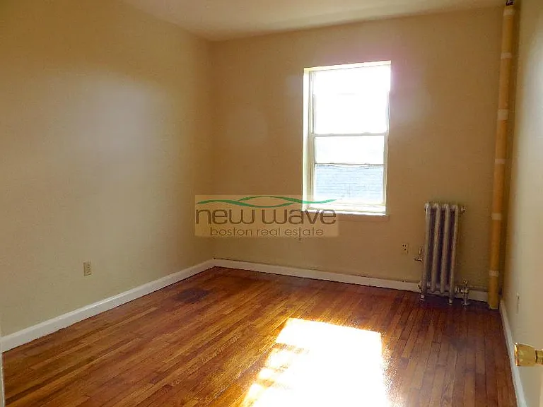 61 Hemenway St #4 — Photo 6