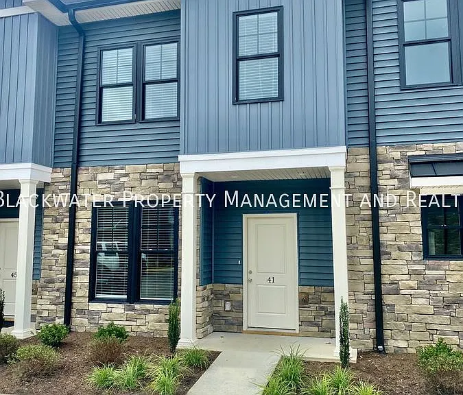 41 Cuddington Ln — Photo 1