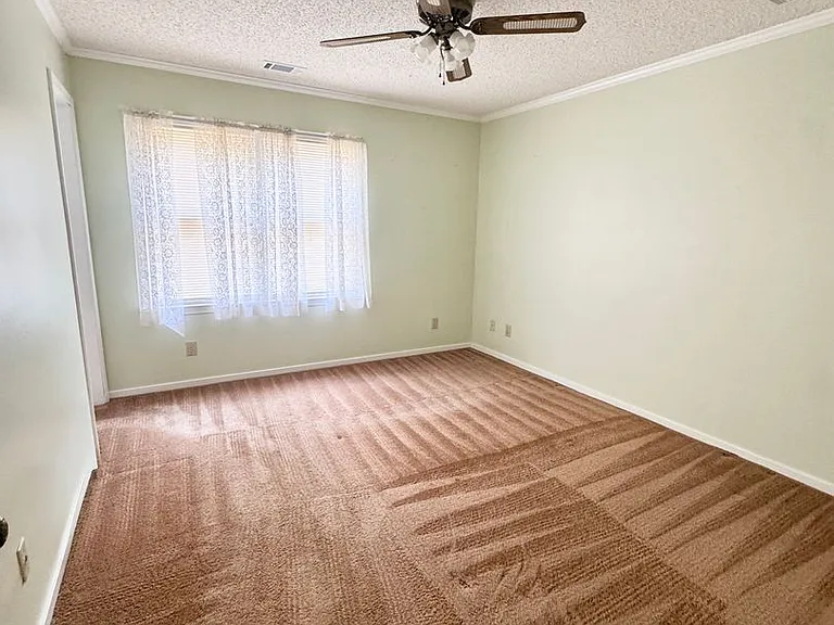 261 Youpon Dr — Photo 12