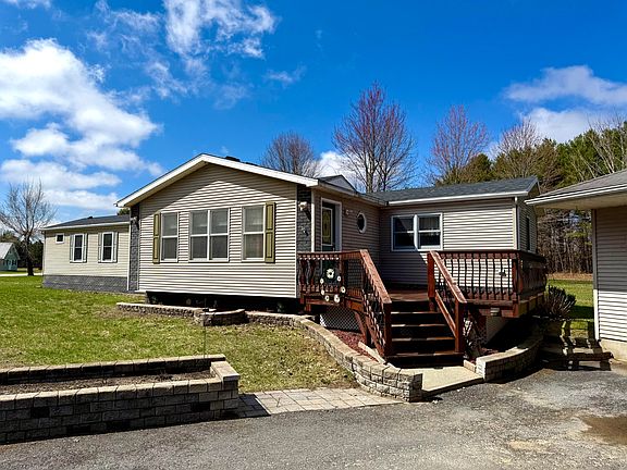 2nd image of 108 Pepper Hill Rd