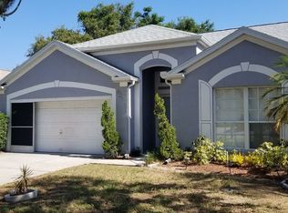 932R Hunter Ln, Tarpon Springs, FL 34689