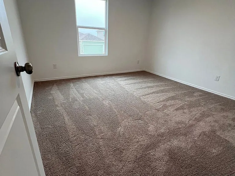 5466 Daphne Path — Photo 11