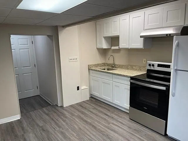 28 S Main St #5 — Photo 9