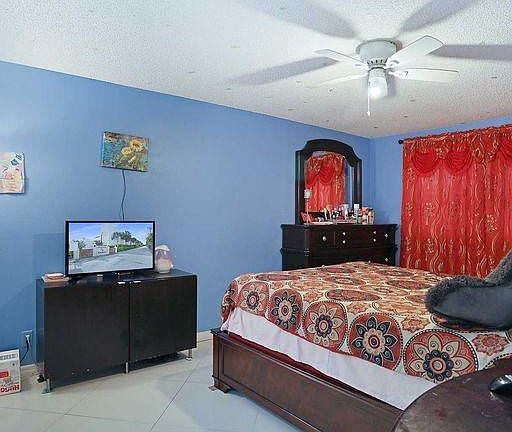3rd image of 4046 NW 19TH Street #210