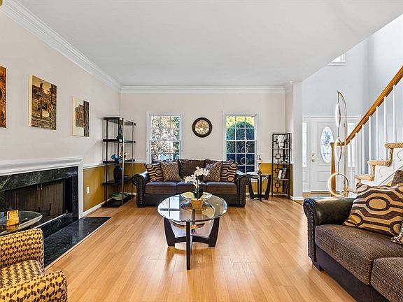 4th image of 25 Ridge Way