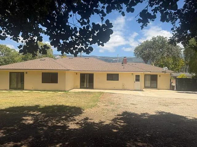 5587 Cathedral Oaks Rd — Photo 10