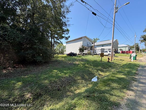 3rd image of 20th St Lot 30