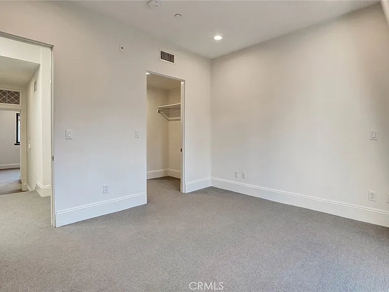 2323 S Beverly Glen Blvd #8 — Photo 20