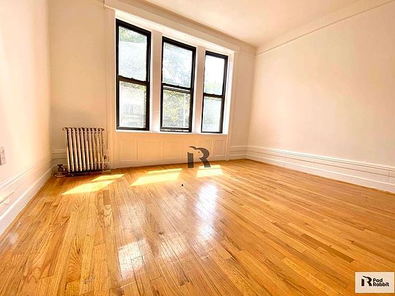 2nd image of 1141 Bergen St APT 3