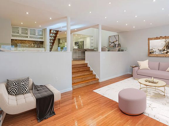 3rd image of 135 W 70th St APT 4G